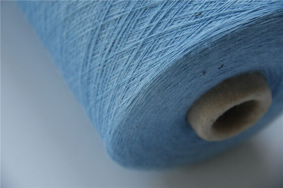 Υφασμένη αραμιδική κλωστή που χαρακτηρίζεται από χαμηλή επιμήκυνση, ιδανική για υφάσματα ανθεκτικά σε υψηλές θερμοκρασίες και ανθεκτικά